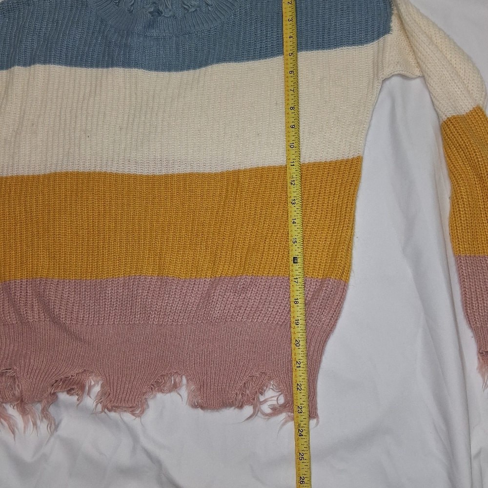 RUN WAY 7 women Size M Colorful Distressed Crew Neck Sweater - Picture 12 of 13